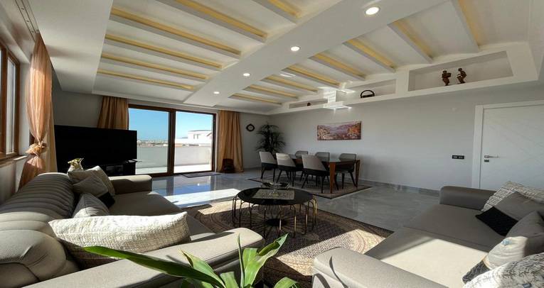 Luxury 3+1 and studio apartment in Oba